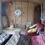 Oceanview & Apple Orchard Chalet
